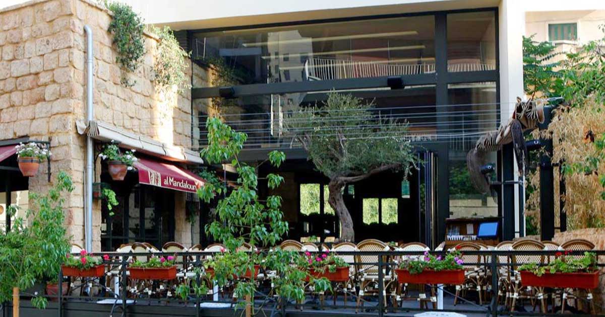 Al Mandaloun Café, Achrafieh
